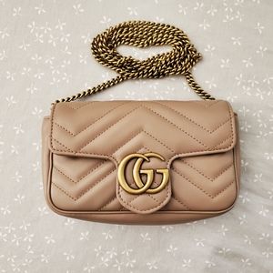 Gucci GG Marmont Matelasse Leather Super Mini Bag